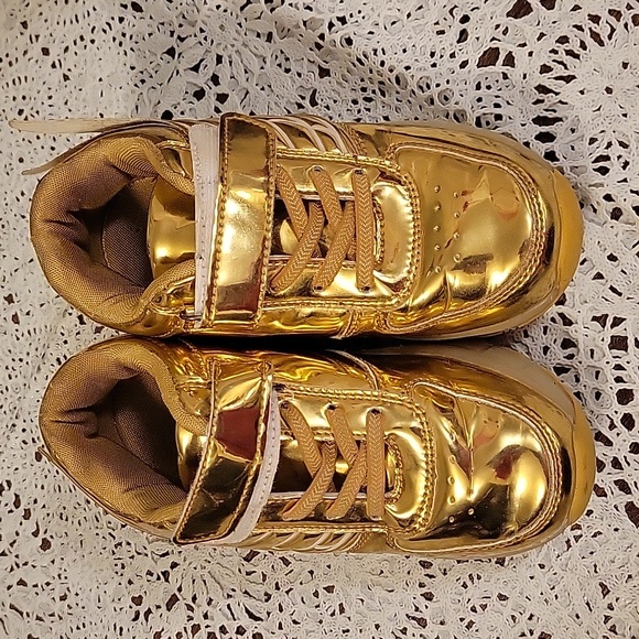 Gold Heelies - Picture 1 of 5